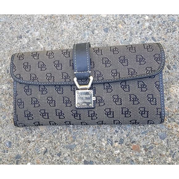 Vintage Dooney & Bourke Signature Checkbook Wallet Lock Key CANVAS Black READ - Picture 1 of 11